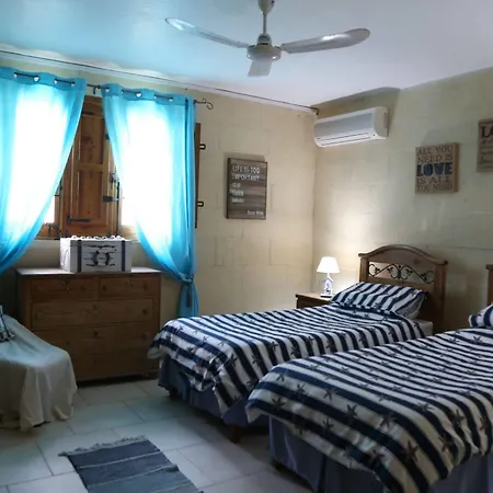 Hétvégi ház Ta Bedu Farmhouse Sannat